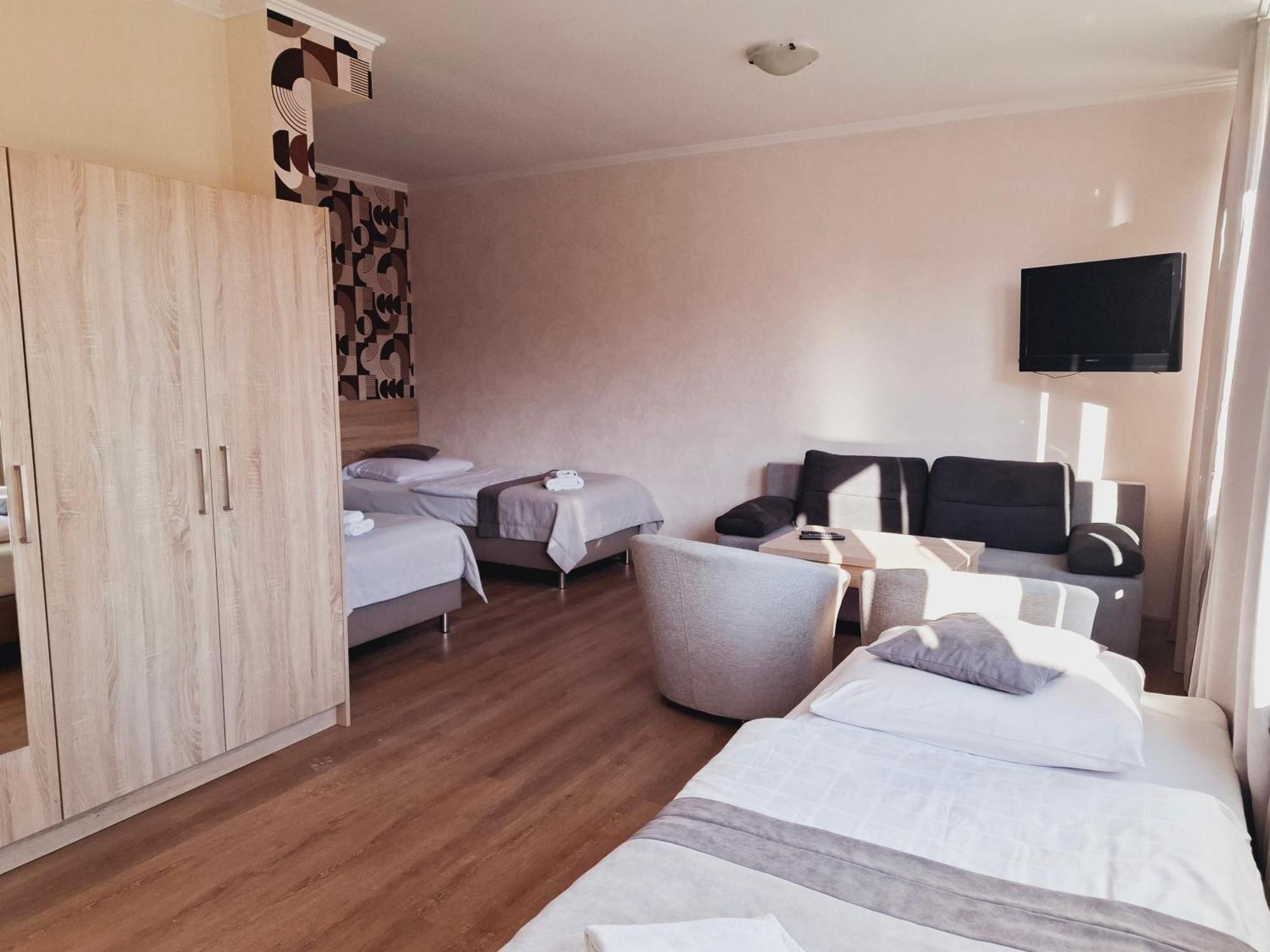 Wodnik Turawa Hotel Buitenkant foto