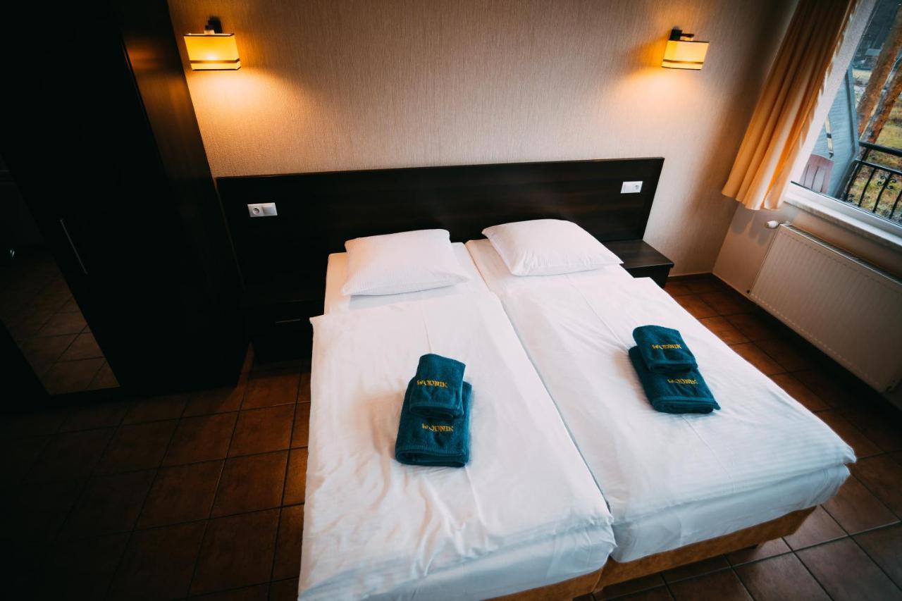 Wodnik Turawa Hotel Buitenkant foto